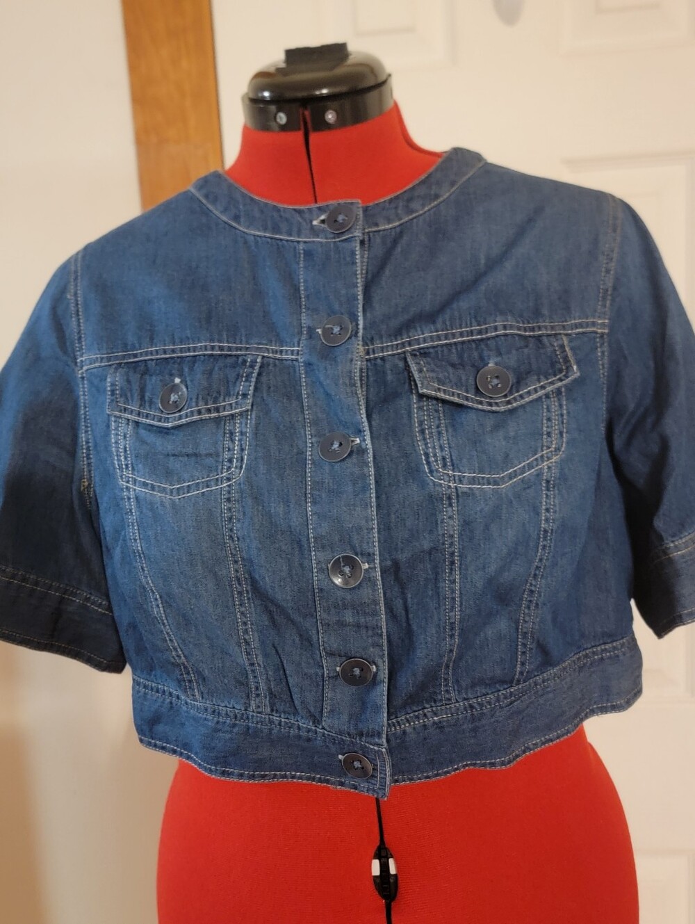Torrid Jacket Womens 1 1x Short Sleeve Button Front Crew Neck Denim Pockets